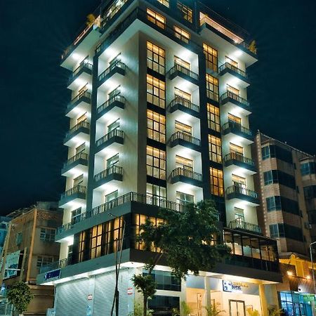 Kibo Palace Hotel Moshi Luaran gambar