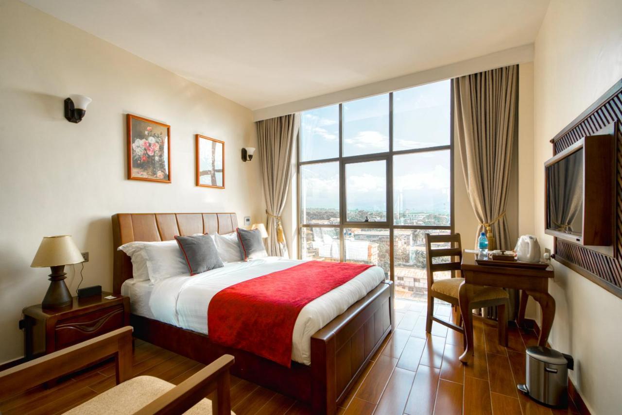 Kibo Palace Hotel Moshi Luaran gambar